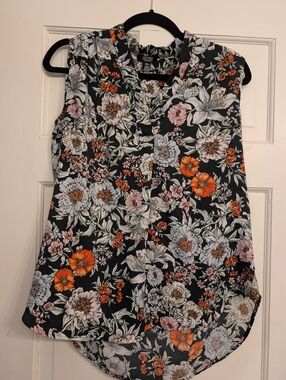 Jones New York Floral Shell Top